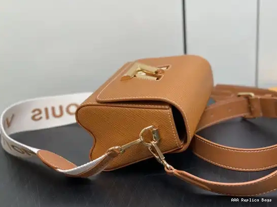 Aaa replica ru VUITTON TWIST LOUIS MM-23*17*9.5CM 0523